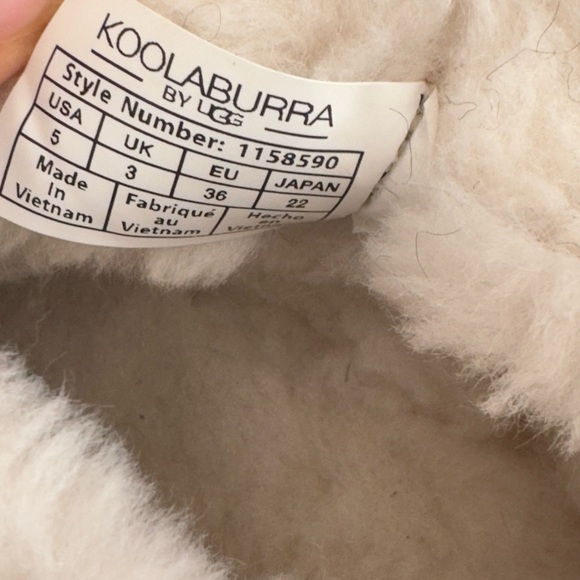 NEW Koolaburra Tan Winter Boots with Plush Lining - Picture 7 of 8